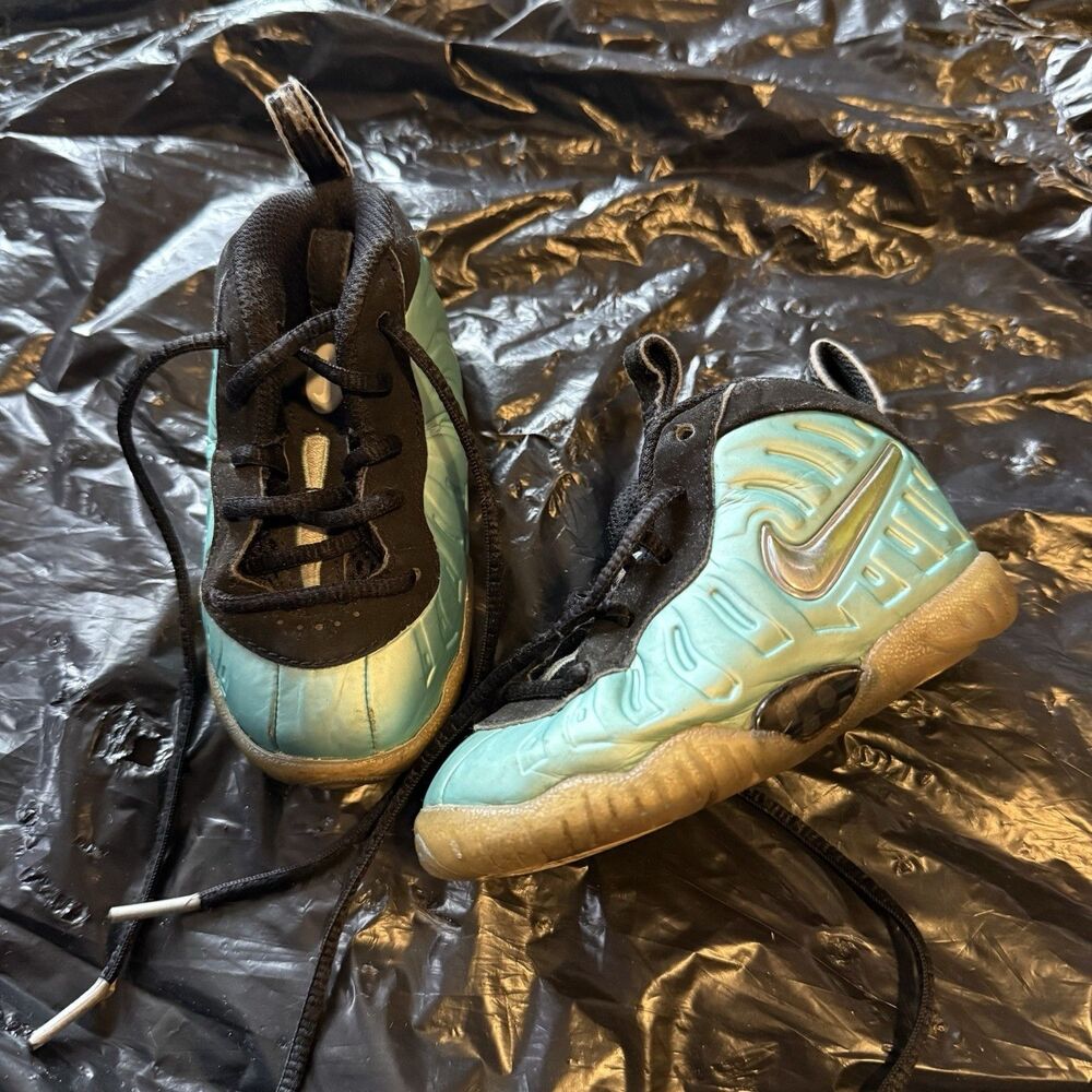 Nike Foamposite Black Blue Toddler Sneakers Size 5C 847479-303